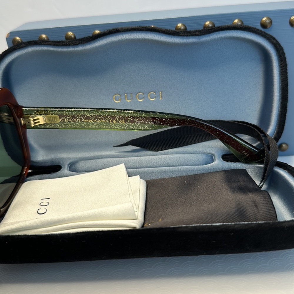 New - GUCCI Shiny Havana Square Sunglasses
GG0036S 003 54 - Picture 10 of 11